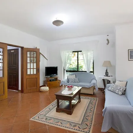 Casa Da Alfarrobeira لول