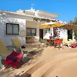 Casa Da Alfarrobeira *