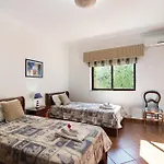 Casa Da Alfarrobeira * Loulé