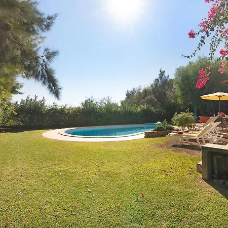 Casa Da Alfarrobeira *