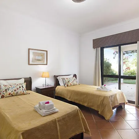 Casa Da Alfarrobeira * Loule
