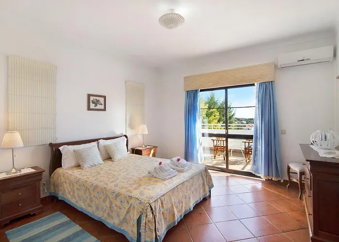 Casa Da Alfarrobeira *